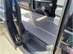 Volkswagen ID.Buzz ID. Buzz Cargo Motor: 150 kW (204 PS) 77 kWh Getriebe: 1-Gang-Automatikgetriebe