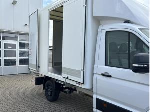 Volkswagen Crafter Koffer Möbelkoffer Junge