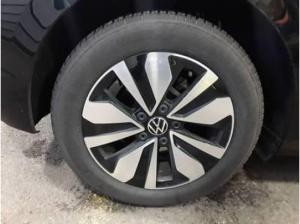 Volkswagen Golf VIII 1.5 TSI Goal Alu16" DC AHK Navi LED+
