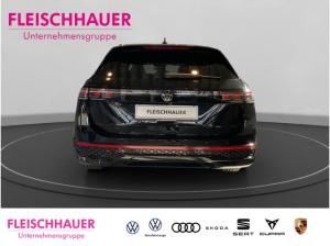 Volkswagen Passat Variant R-Line 150 PS DSG HUD AHK Navi Black Style