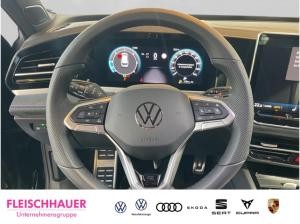 Volkswagen Passat Variant R-Line 150 PS DSG HUD AHK Navi Black Style