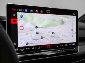 Volkswagen Golf GTI VIII 2.0 TSI DSG Black Style Pano Harman Kardon