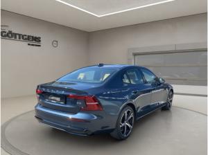 Volvo S60 B5 AWD Ultimate Dark Massage B+W Standheizun