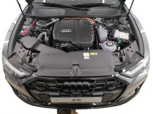 Audi A6 Avant S line 55 TFSI e qu. HD-MATRIX*AHK*B&O*