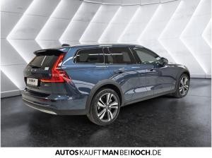 Volvo V60 Cross Country B5 AWD Ultimate ACC BLIS PANO 360° HUD H/K