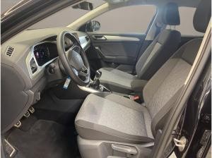 Volkswagen T-Roc (D11)