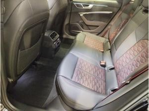Audi RS6 Avant performance tiptronic HD Matrix-LED RS-Sportabgasanlage Standheizung