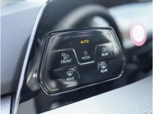 Volkswagen Golf Style 1,5l eHybrid OPF DSG / VLW