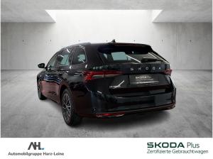 Skoda Octavia Combi 2.0 TDI Selection DSG LED Navi ACC RFK Keyless Smart Link