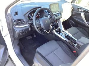 Mitsubishi Eclipse Cross 2.4 PHEV BASIS Automatik