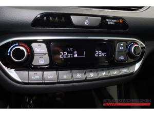 Hyundai i30 Advantage 1.0 T-GDi DCT Navi LED Apple CarPlay