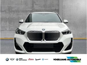 BMW iX1 30 M Sport xDrive // Sofort Verfügbar //  M Sportpaket, Innovationspaket, Comfort Paket, Travel Pake