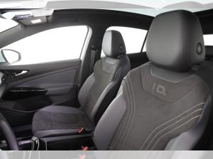 Volkswagen ID.5 Pro Performance | NAVI | AHK | PANO | LED |