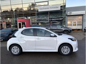 Toyota Yaris 1.5 Hybrid 116 CVT Business Edition