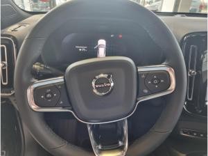 Volvo EX40 Single Motor Extended Range Plus Dark