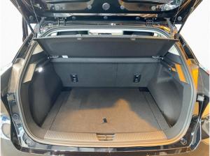 MG MG4 Luxury 5d 150kW