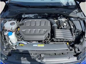 Volkswagen Golf R-Performance 4M DSG / Vmax 270,DCC,Matrix