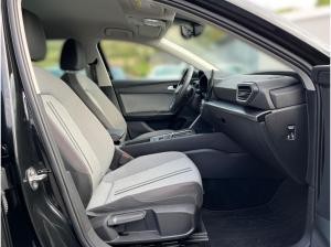 Seat Leon Sportstourer Style 1.5 eTSI DSG / Navi, LED