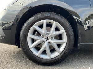 Seat Leon Sportstourer Style 1.5 eTSI DSG / Navi, LED