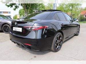 Alfa Romeo Giulia **SOFORT verfügbar** IntensaQ4 2.0 Turbo 16V EU6e El. Fondsitzverst. Navi Leder Digitales Co