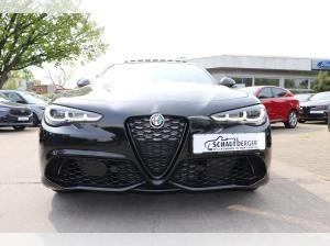 Alfa Romeo Giulia **SOFORT verfügbar** IntensaQ4 2.0 Turbo 16V EU6e El. Fondsitzverst. Navi Leder Digitales Co