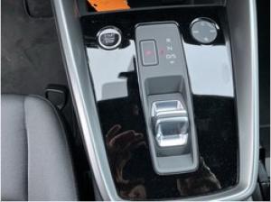 Audi A3 Sportback (8YA)