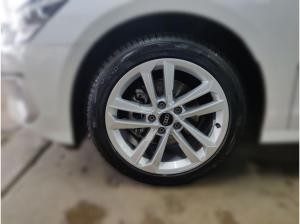 Audi A3 Limousine advanced 30 TFSI PANO RFK LED AHK Sportsitze