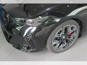 BMW i5 M60 xDrive AKTION:INKL.WALLBOX +M PRO+20 LM+PANODACH+HEAD-UP+ACC+E-SITZ+TRAVEL