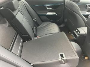 Mercedes-Benz E 220 d Limousine Ausstattung 'Avantgarde'/Navi * kurzfristig verfügbar *