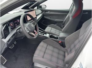 Volkswagen Golf GTI 8 2.0 TSI DSG