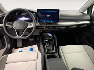 Volkswagen Golf VIII 1.5 eTSI Style AHK ACC Massage Matrix