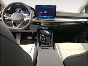 Volkswagen Golf VIII 1.5 eTSI Style AHK ACC Massage Matrix