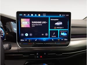 Volkswagen Golf VIII 1.5 eTSI Style AHK ACC Massage Matrix