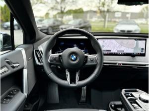 BMW ix iX xDrive45 M Sportpaket HK HiFi DAB LED RFK