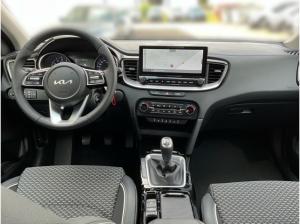 Kia XCeed 1.5T VIS % KOM NAVI LED Klimaautom DAB SHZ LenkradHZG Rückfahrkam.