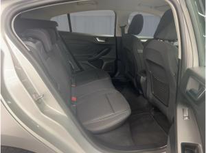 Ford Focus Cool & Connect EcoBoost 100