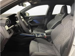 Audi A3 Sportback 35 TFSI S line AHK Pano Matrix LM 19"