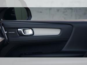 Volvo XC40 B3 Plus Black Edition