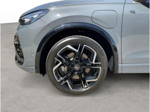 Volkswagen Tiguan R-Line 1.5 eHybrid DSG AHK Navi Pano 360°