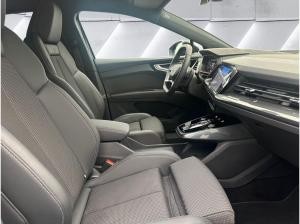 Audi Q4 e-tron Sportback 45 quattro S-LINE*MATRIX*AHK*NAVI-PLUS*WÄRMEPUMPE*21ZOLL