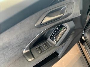 Audi Q5 SUV TDI quattro 150 KW S tronic / Tech pro, HuD, Luftfahrwerk, AHK