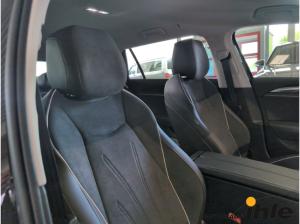 Volkswagen Passat Variant 1,5 TSI eHybrid DSG Business AKUSTIK