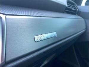 Audi Q3 Sportback S line 35 TFSI S tr. AHK LED ACC 19