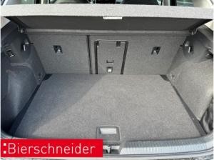 Volkswagen Golf 8 2.0 TDI DSG Goal LED NAVI AHK ACC SIDEASS KAMERA SHZ