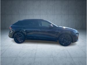 Audi Q8 SUV 55 TFSI e qu. tiptr. Matrix Pano AHK 23