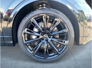Audi Q8 SUV 55 TFSI e qu. tiptr. Matrix Pano AHK 23