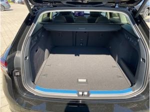 Skoda Superb Combi L&K 2,0 TDI 7-Gang-DSG 4x4