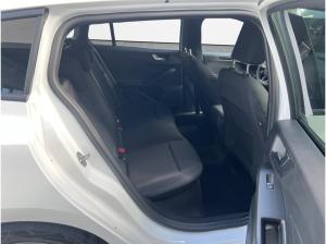 Ford Focus Turnier ST-Line ACC SpurH LM