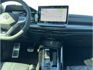 Volkswagen Golf VIII 1.5 eTSI DSG R-Line *