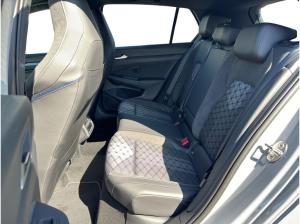 Volkswagen Golf VIII 1.5 eTSI DSG R-Line *